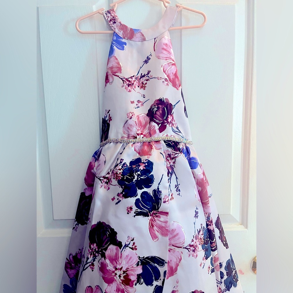 *NWT* Formal Wear/Evening Dress Girls size 8